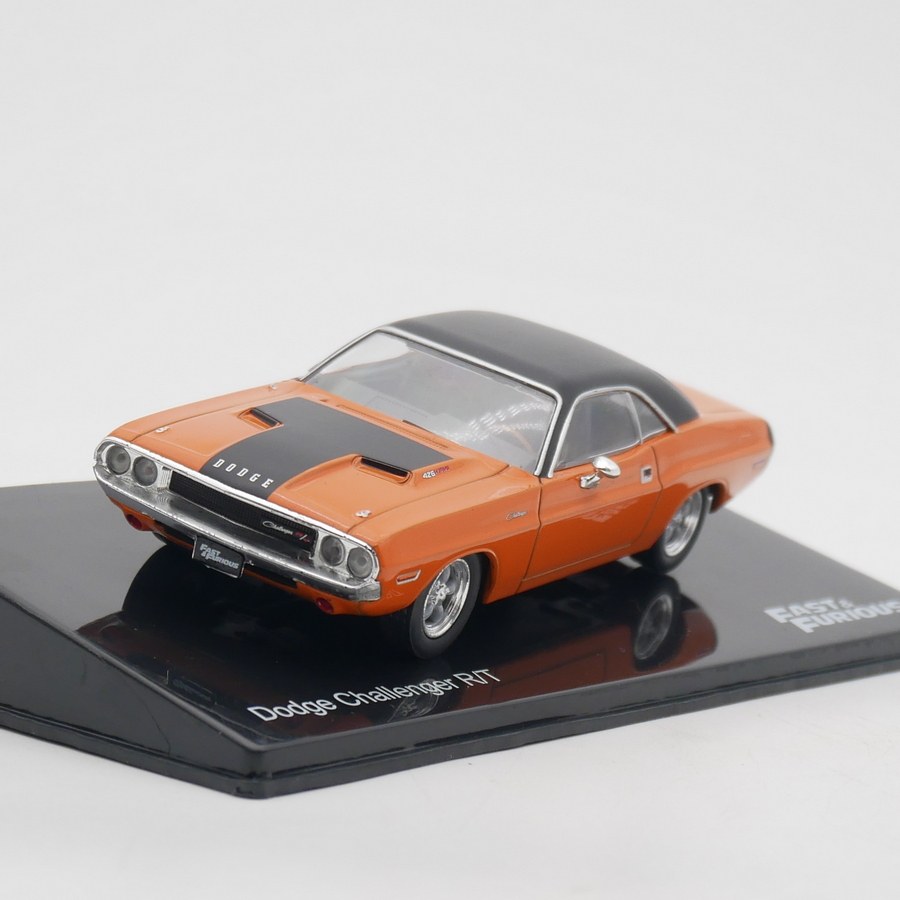 Movies - Modelo de carro em liga metálica,